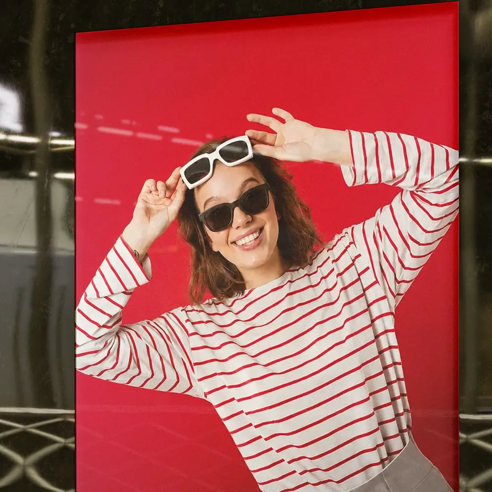 sunglasses poster_Lossy75